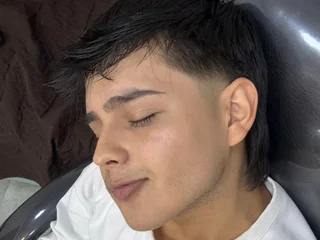 Cam boy AndrewSmiles