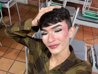 AndyMarks webcam livesex profile in black-hair cams
