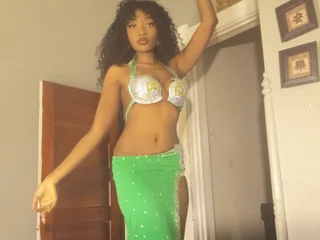 AneekaMarie profile