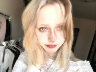 AngelWhhhite