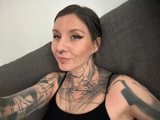 AnnaMore096