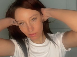 AnneNayXOXO - Streamate Interactivetoys Tattoo Young Girl 