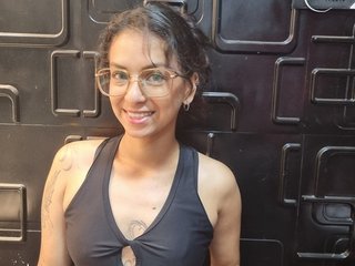 AnnyCutess - Streamate Teen Deepthroat Piercing Girl 