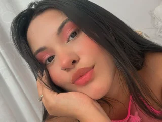 ArianaSkyler