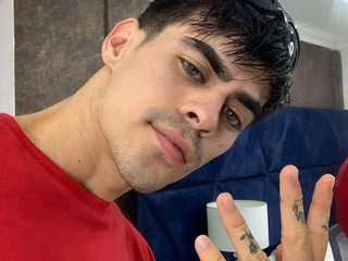 Aron_Muller webcam