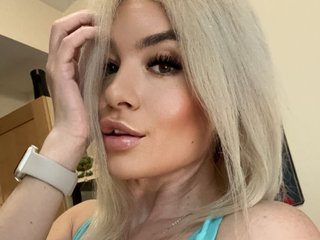 Webcam sex fun with BE_WOW on live sex cam