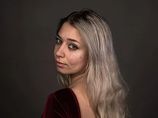 BeckyThaissa webcam profile - Hungarian