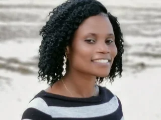 Belaire32 webcam livesex profile in black-hair cams