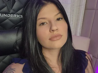 BellaLove22 streamate