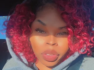 streamate bignas webcam profile pic via glamcambabes.com