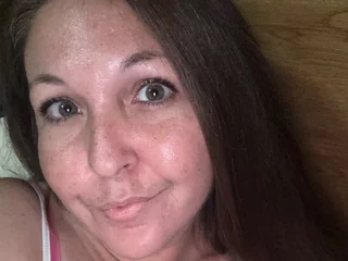 BitchcoinFinDom webcam profile - American