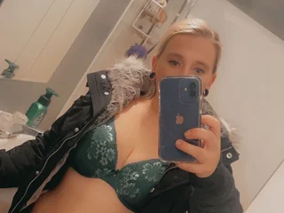 Blondebeauty19 profile