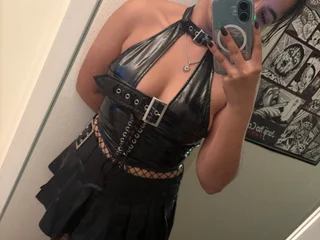 chatnmate.com bunny_ares livesex profile in bdsm cams
