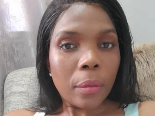 BustyEbonyMilf