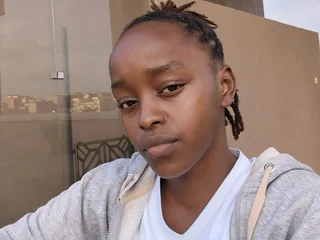 Bustynasty122 webcam profile - Kenyan