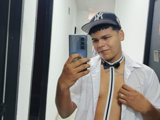 CanelaBoyys Porn Show
