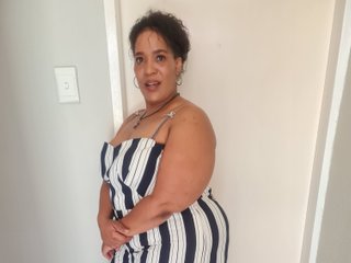 CaramelHugeAssZA on Streamate