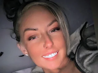 CeCeRyder webcam profile - American