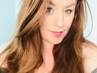 CeeXclara - Streamate Interactivetoys Sextoys Milf Girl 