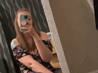 Charlie_monroeXX