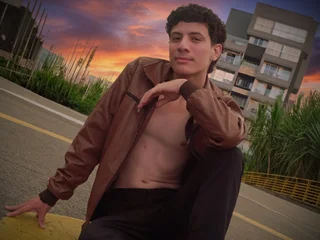 Cam boy ChrisMartinez