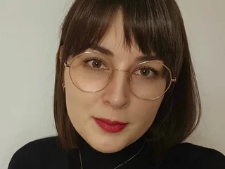 ClaraHotFlirt LiveCam