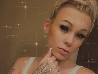 elivecams.com couragelashay livesex profile in in-your-heart-xxx cams