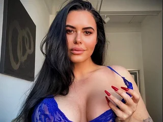 CourtneyCorvette