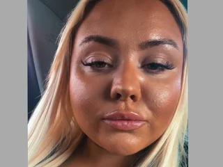 CurvyMilsX
