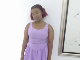 CurvyVelvet33