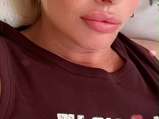 Curvy_Krissy