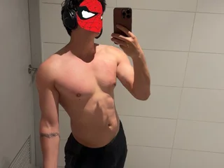 Danieltwink streamate