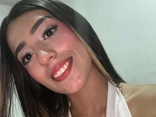DannaPetiite webcam profile - Colombian