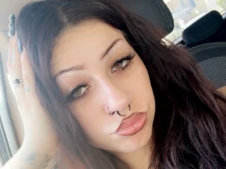 DemonGirlLayla Live Cam