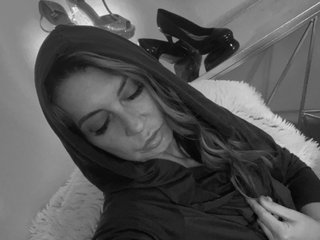 Webcam seksplezier met DirtyDaisyLou op live seks cam