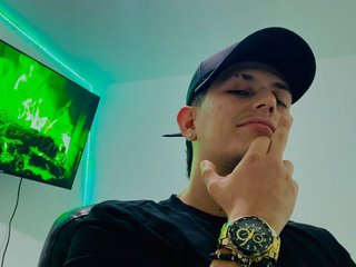 DirtyXCoupleX webcam