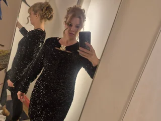 Dirty_Secret_Sally_X