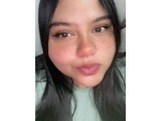 Dulce_Curvy