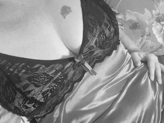 emeraldnoir from jerkmate