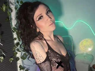 EmilieTreez webcam livesex profile in woman cams
