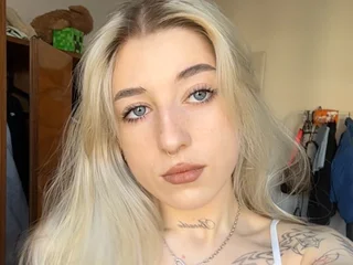 EmmyFlirt LiveCam