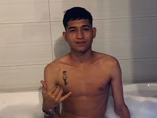 Cam boy Estevenbrown