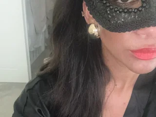 Eva_Vale