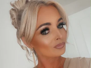 ExclusiveBlonde