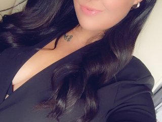 FlirtyQueenBee Porn Show