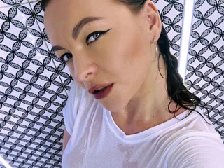 cheapadultsexcams.com forbiddenfemme livesex profile in interactive cams