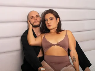 gabrielaandchristian webcam profile - Spanish