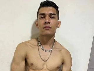 GabrielaHootDd