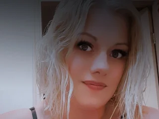 amateursex-livecam.com geilblondje livesex profile in germanydeutschland cams