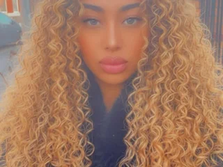 sleekcams.com goldenhunii livesex profile in colombiahours-200-pm-to-1000-pm cams